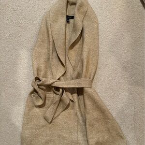 Sweater vest with belt